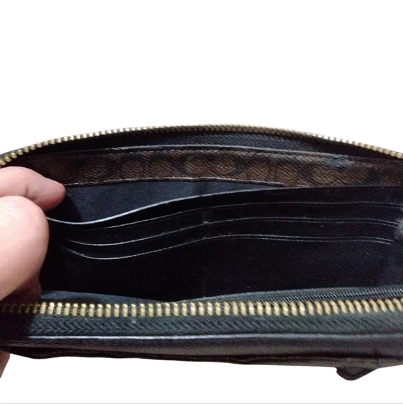 Coach Black Leather Wallet - Picture 7 of 10